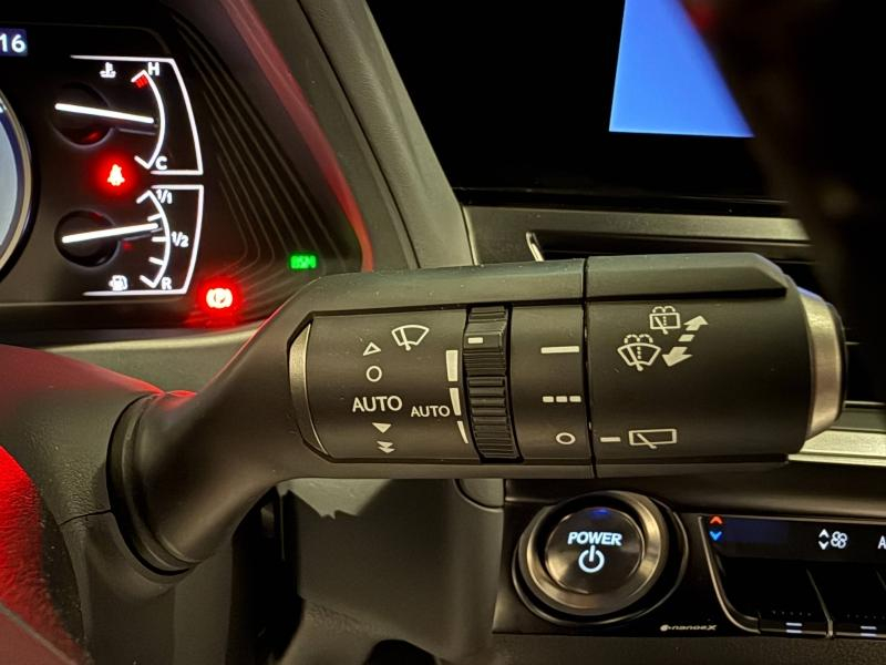 LEXUS UX d’occasion à vendre à MONTFAVET chez VDA (Photo 18)