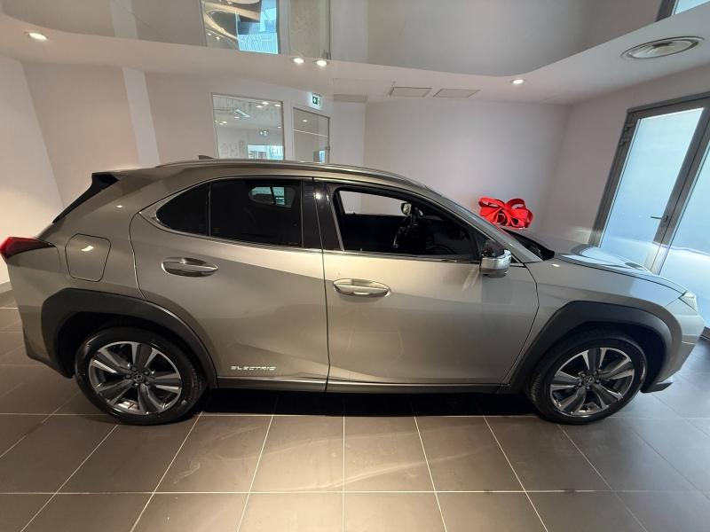 LEXUS UX d’occasion à vendre à MONTFAVET chez VDA (Photo 4)