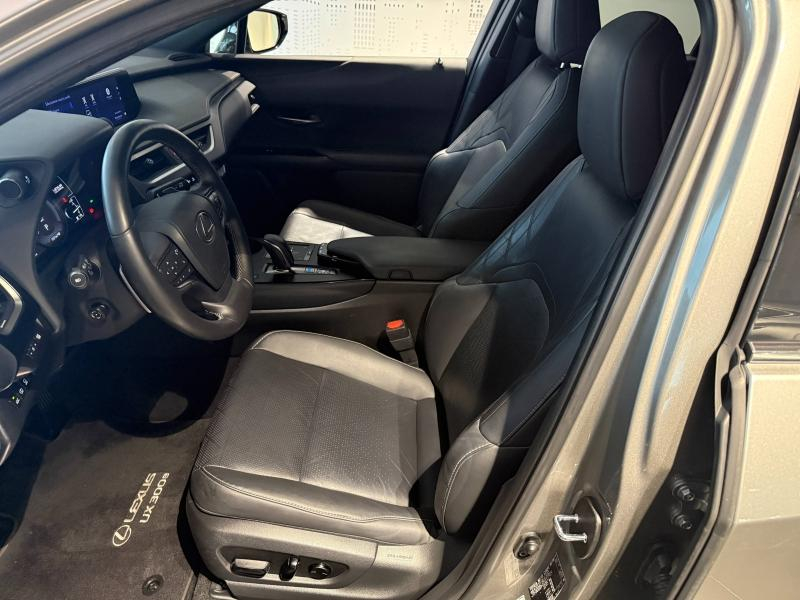 LEXUS UX d’occasion à vendre à MONTFAVET chez VDA (Photo 12)