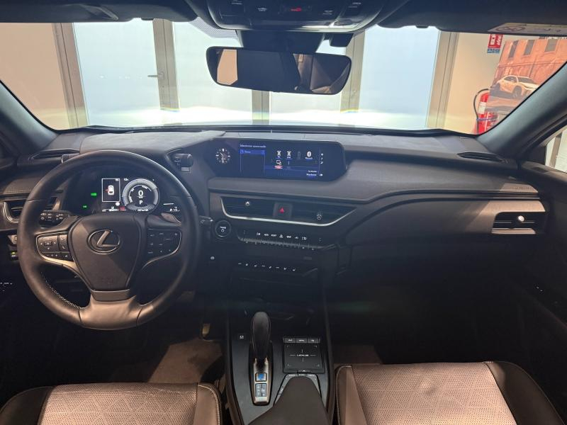 LEXUS UX d’occasion à vendre à MONTFAVET chez VDA (Photo 15)
