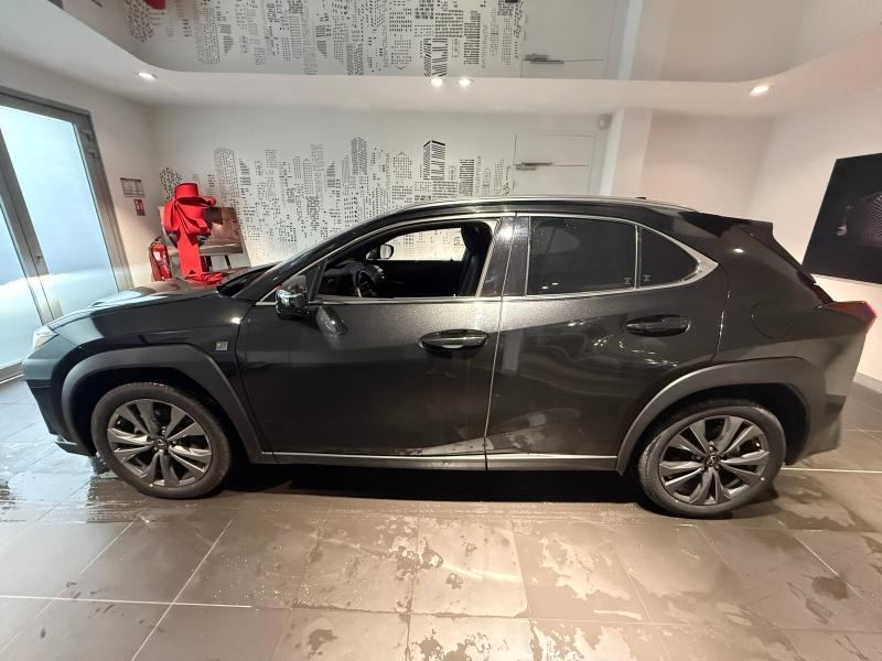 LEXUS UX d’occasion à vendre à MONTFAVET chez VDA (Photo 8)