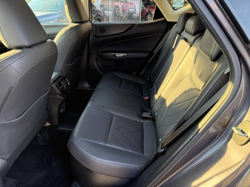 LEXUS NX d’occasion à vendre à MONTFAVET chez VDA (Photo 20)