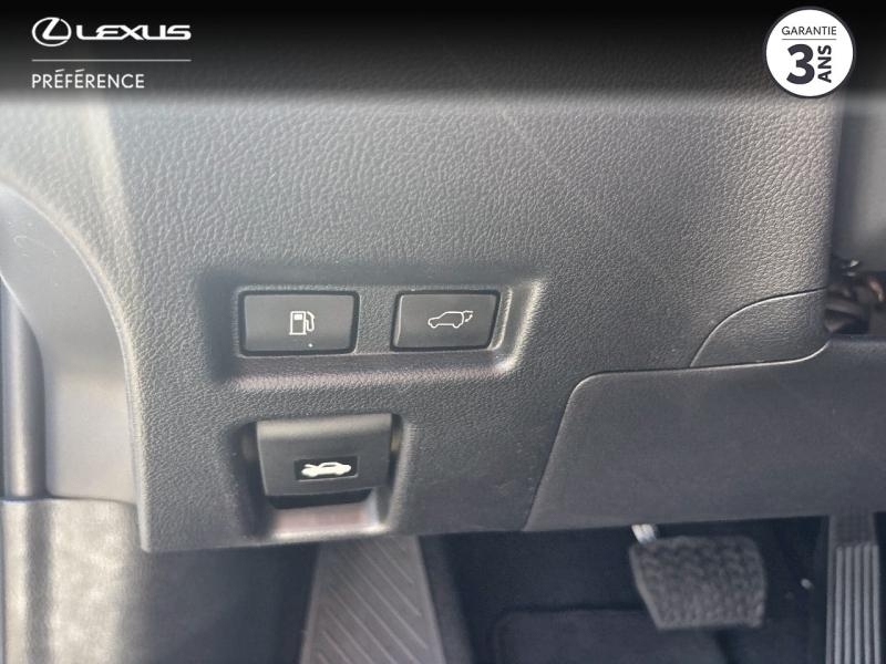 LEXUS UX d’occasion à vendre à MONTFAVET chez VDA (Photo 20)